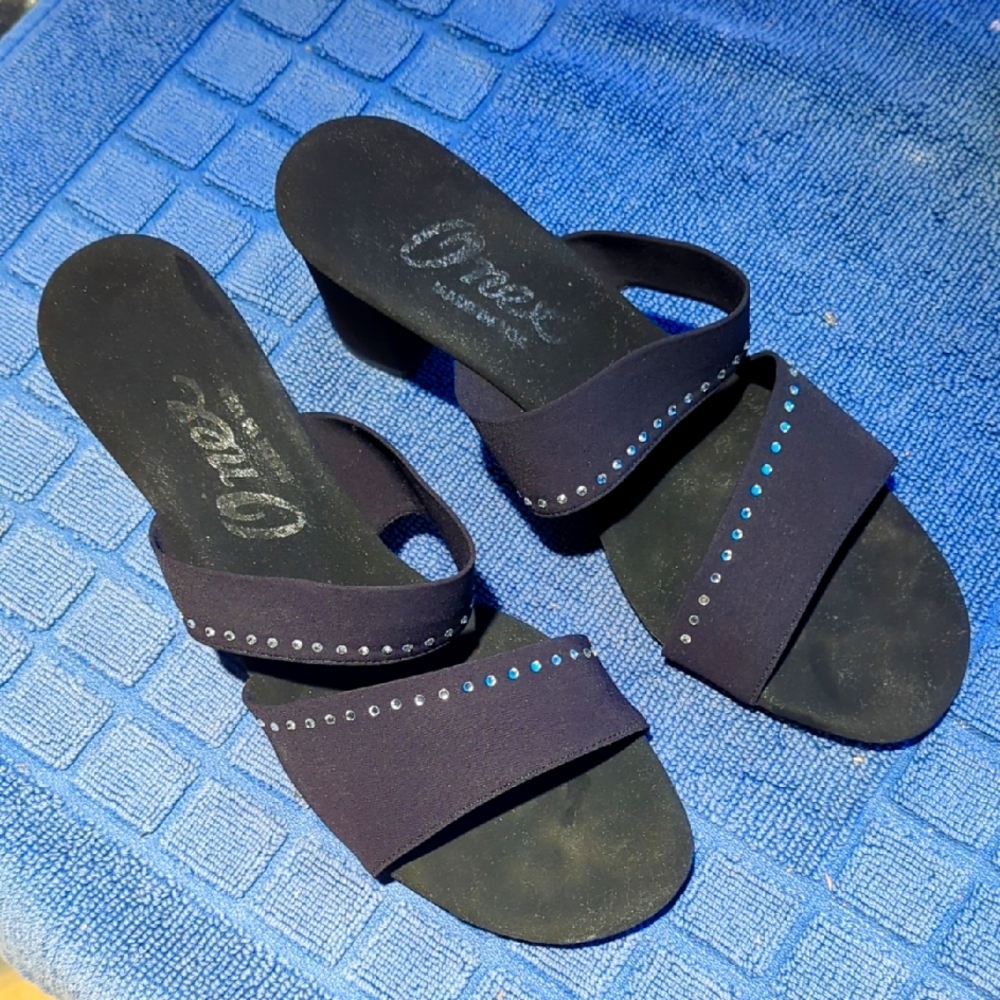 Finest by Onex Heals Made in Italy. Size 38.